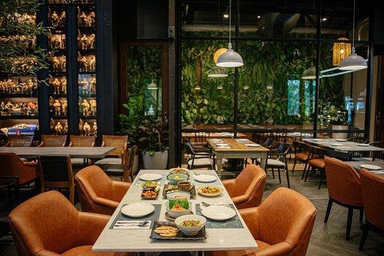 We-La-Dee Cafe & Restaurant